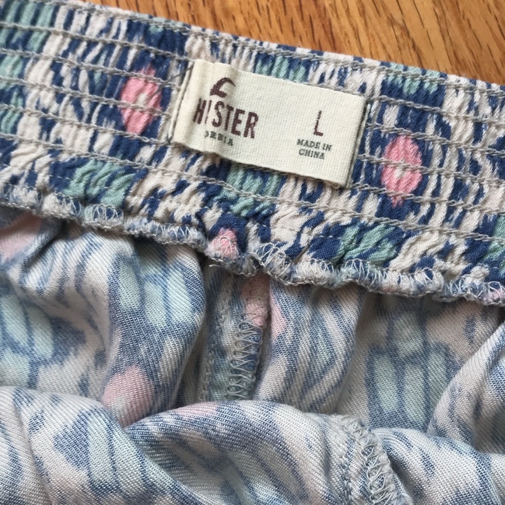 HOLLISTER SHORTS - Picture 4 of 6